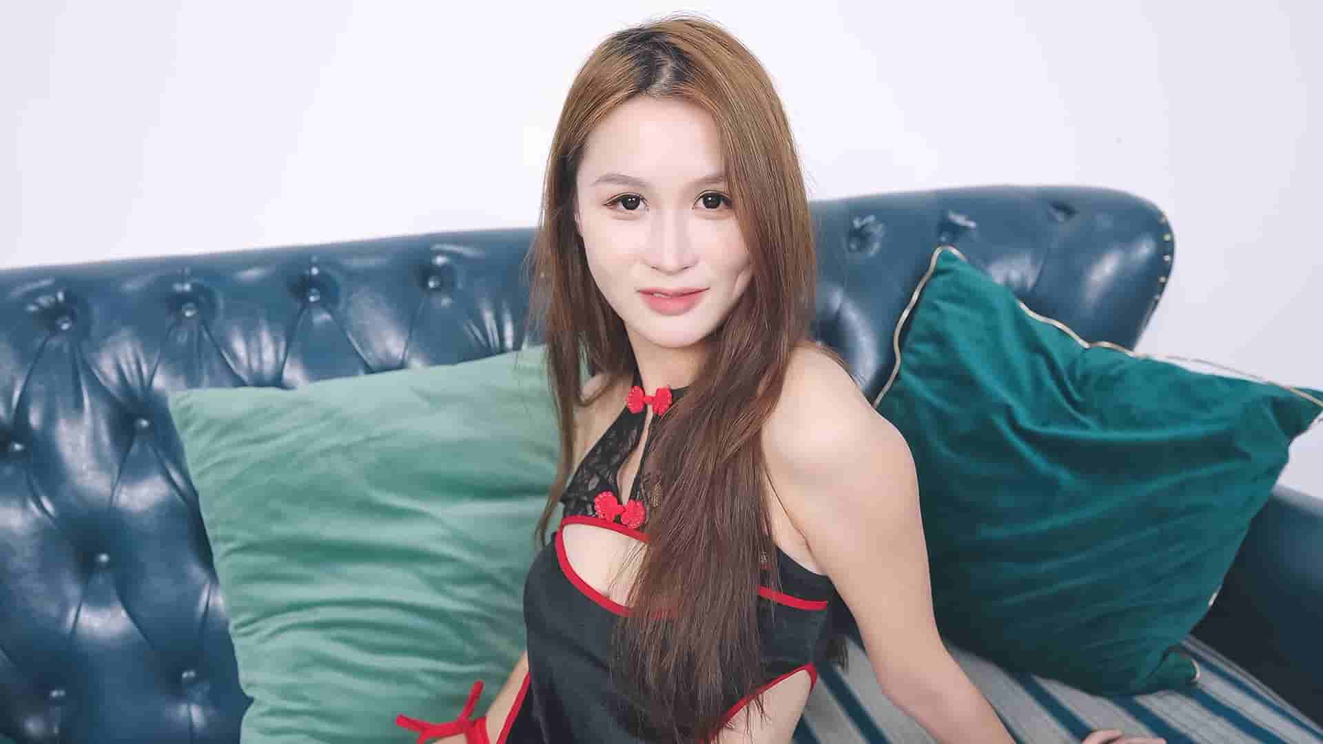fell-in-love-with-coser-16-1xvaz_compressed.jpg